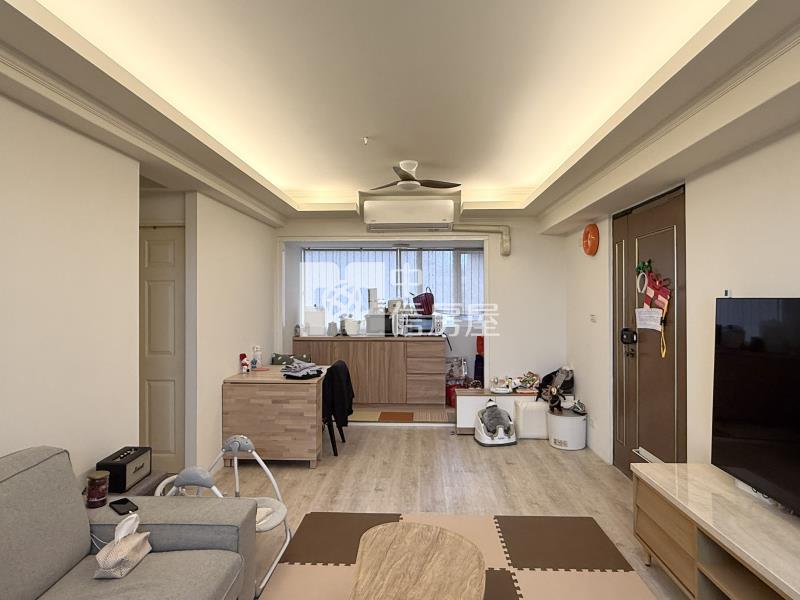 【首購必看】梅川旁兩房｜雙面採光帝王戶｜精裝修無限視野房屋室內格局與周邊環境