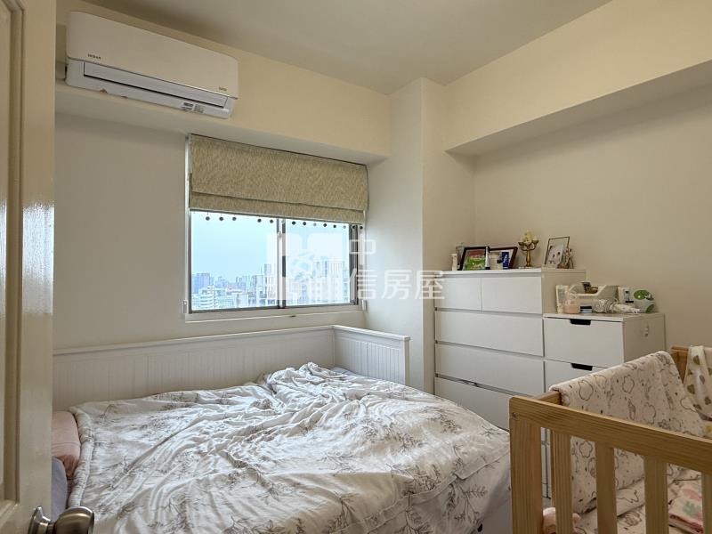 【首購必看】梅川旁兩房｜雙面採光帝王戶｜精裝修無限視野房屋室內格局與周邊環境