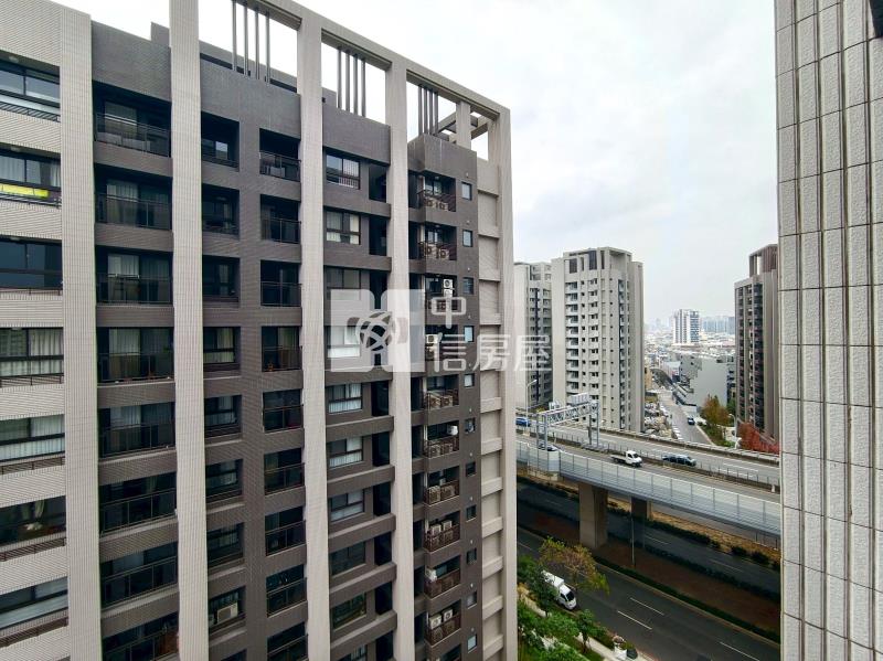 新光特區聚佳大值高樓兩房平車房屋室內格局與周邊環境