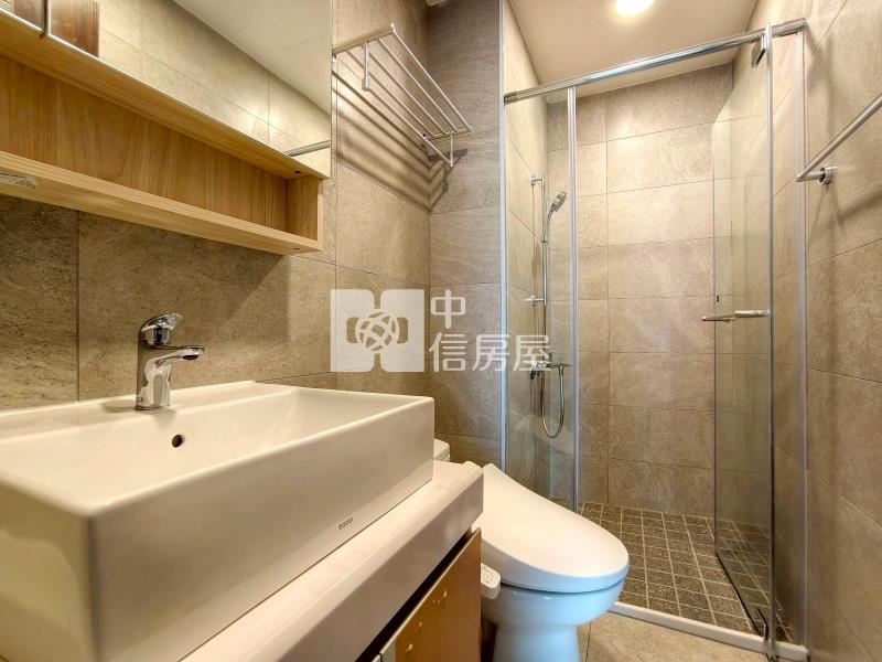 新光特區聚佳大值高樓兩房平車房屋室內格局與周邊環境