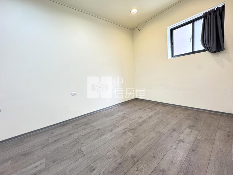 松竹稀有邊間7.5米大面寬樓店附大平車房屋室內格局與周邊環境