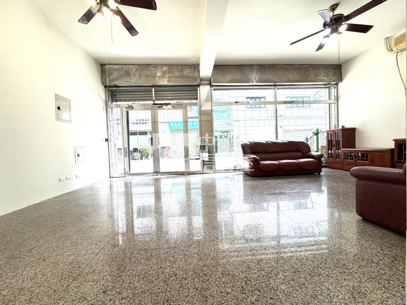 松竹稀有邊間7.5米大面寬樓店附大平車房屋室內格局與周邊環境