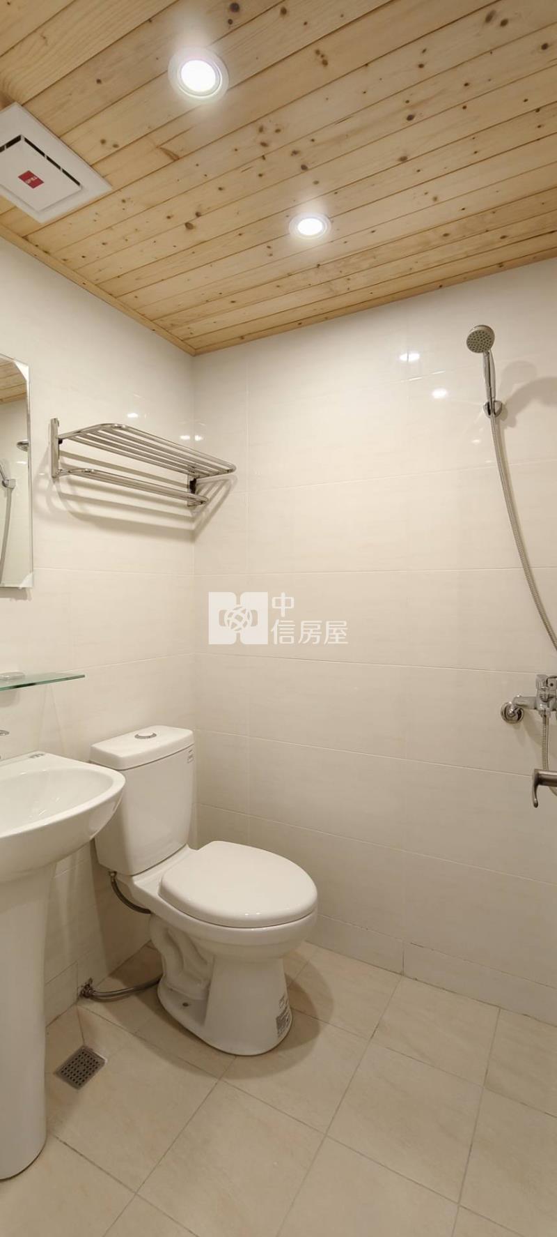 億載國小格局方正優質美宅房屋室內格局與周邊環境