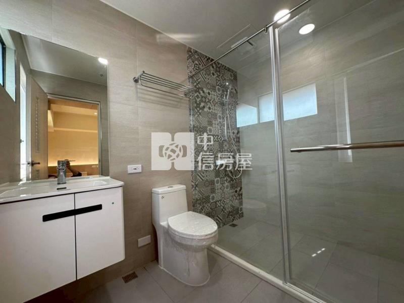 陽明國中全翻新高樓景觀平車名邸房屋室內格局與周邊環境