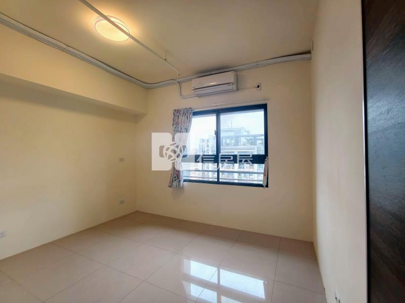 鴻邑璞臻中國醫BOT三房平車房屋室內格局與周邊環境