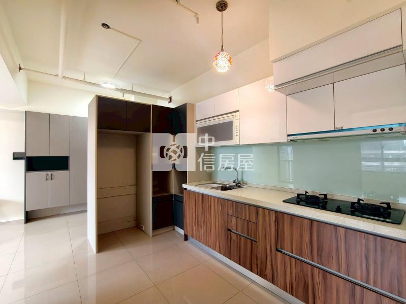 鴻邑璞臻中國醫BOT三房平車房屋室內格局與周邊環境