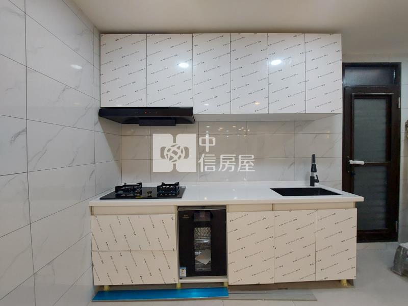 平鎮區平東路全新整理美透天房屋室內格局與周邊環境