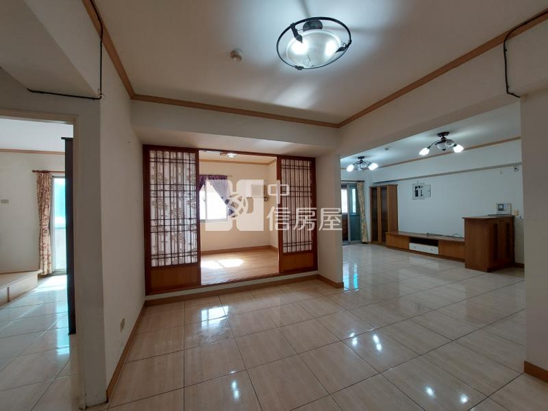 楊梅區【富俋吉祥】四房＋車位房屋室內格局與周邊環境