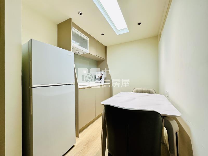 寓見幸福2B全新整理3套房附平車房屋室內格局與周邊環境