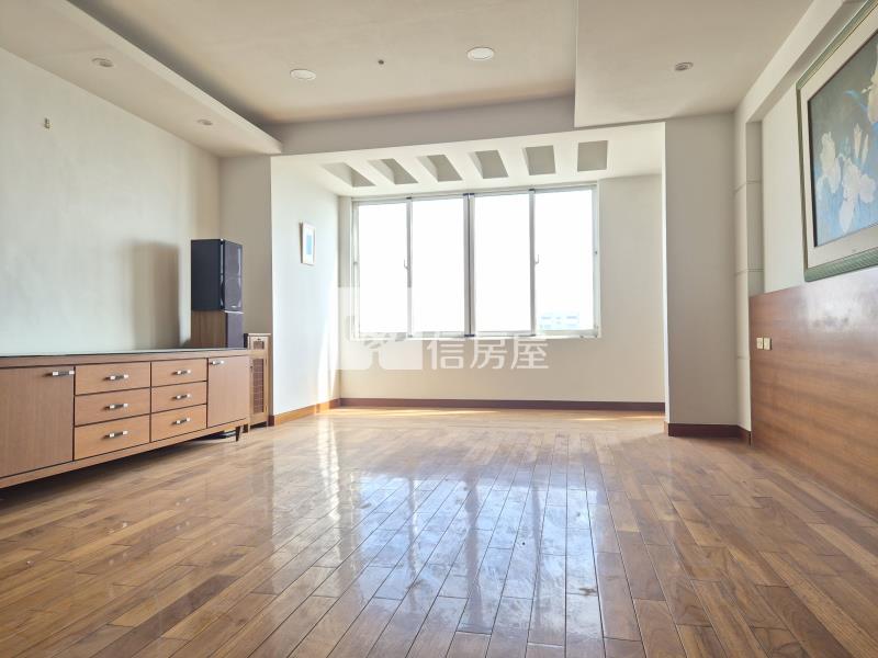 老爺官邸尊榮世襲雙車房屋室內格局與周邊環境