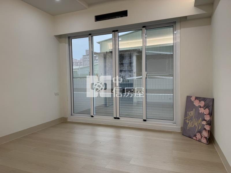 市中心翻新美三房A房屋室內格局與周邊環境