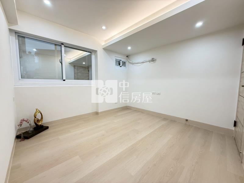 市中心翻新美三房B房屋室內格局與周邊環境