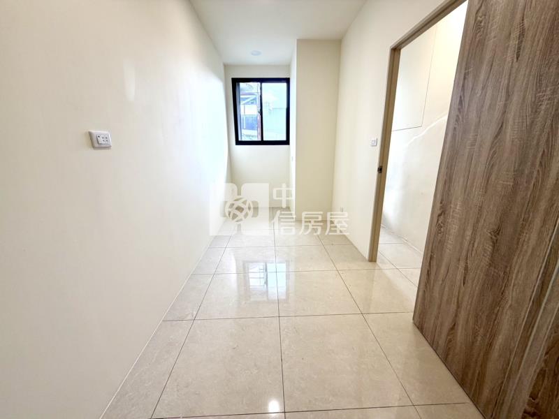 龍潭近百年商圈美透天房屋室內格局與周邊環境