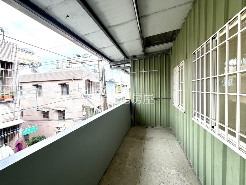 龍潭近百年商圈美透天房屋室內格局與周邊環境