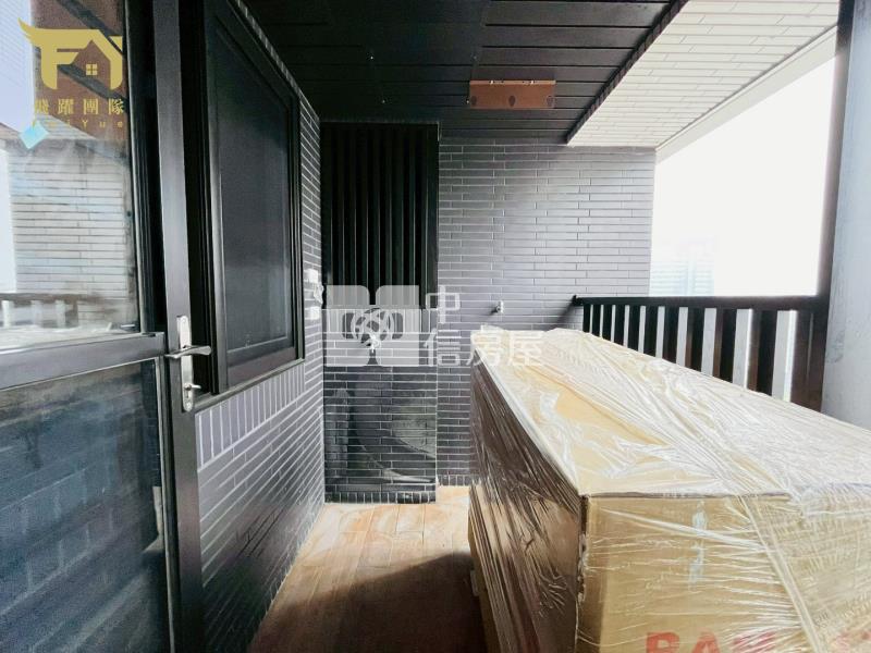 青埔A18*美術水公園*高樓景觀兩房平車房屋室內格局與周邊環境