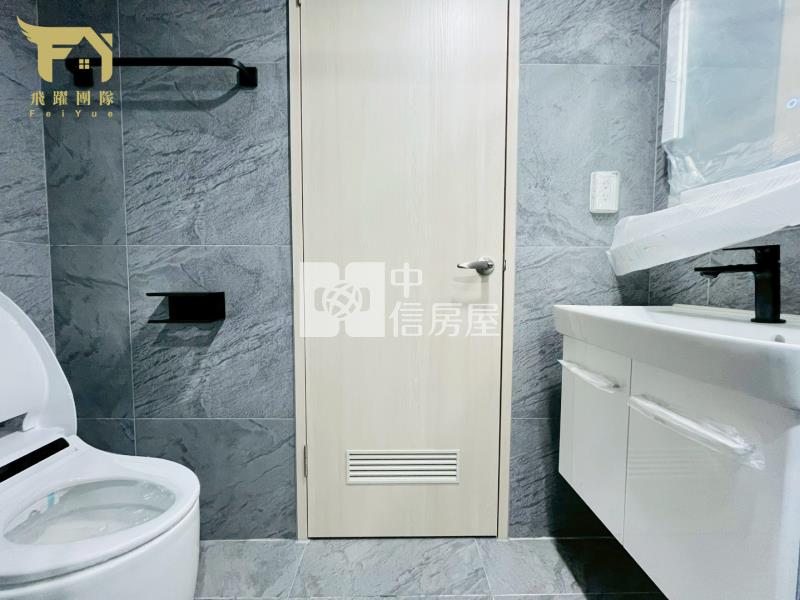 青埔A18*美術水公園*高樓景觀兩房平車房屋室內格局與周邊環境