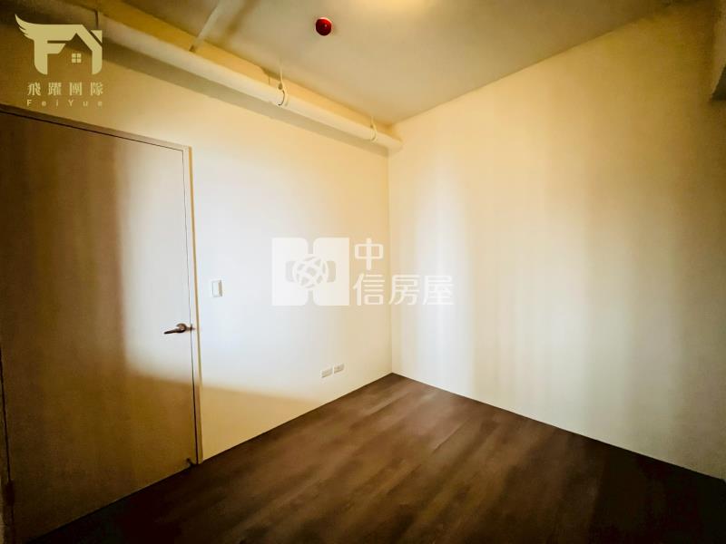 青埔A18*美術水公園*高樓景觀兩房平車房屋室內格局與周邊環境