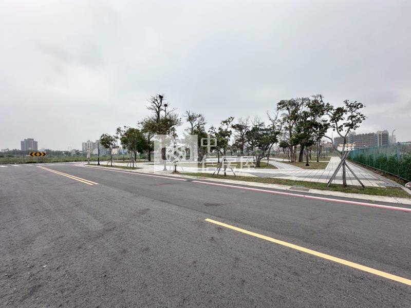 中壢體育園區住宅建地房屋室內格局與周邊環境