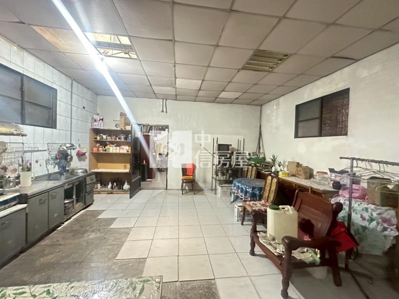 虎尾若瑟醫院賺錢金店面房屋室內格局與周邊環境