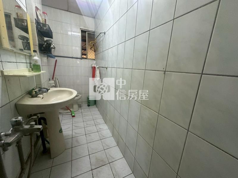 虎尾若瑟醫院賺錢金店面房屋室內格局與周邊環境