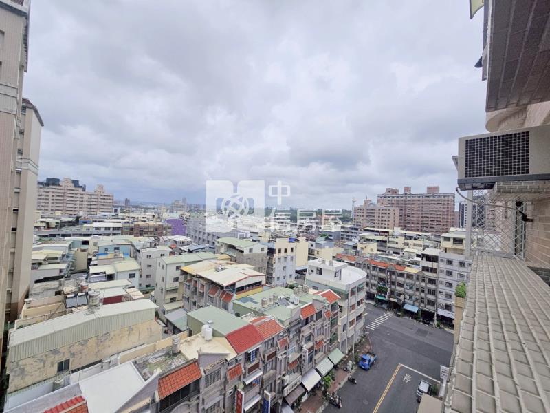 文藻薇納斯高樓景觀戶房屋室內格局與周邊環境