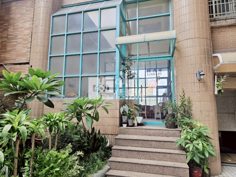 文藻薇納斯高樓景觀戶房屋室內格局與周邊環境