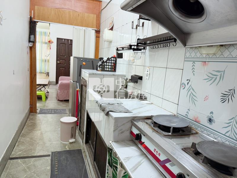 近長勝營區｜舒適2樓｜低總價成家首選｜房屋室內格局與周邊環境