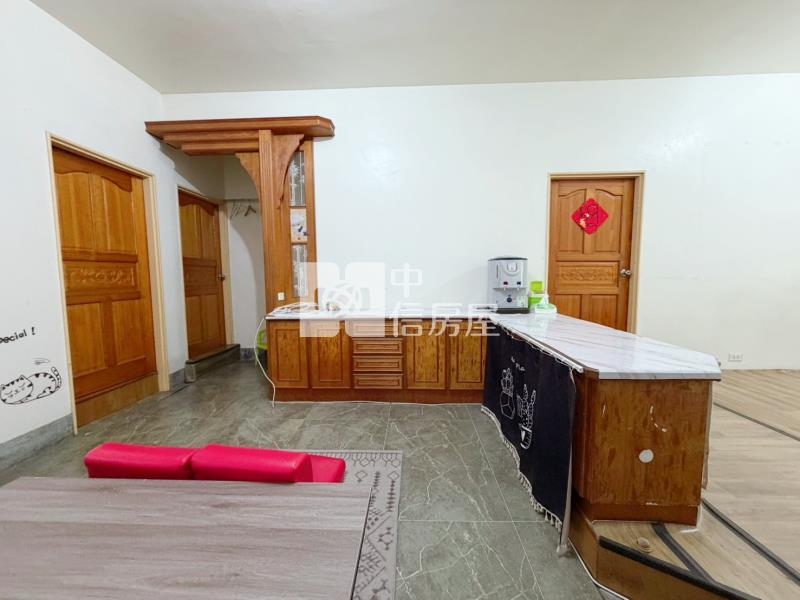 近長勝營區｜舒適2樓｜低總價成家首選｜房屋室內格局與周邊環境