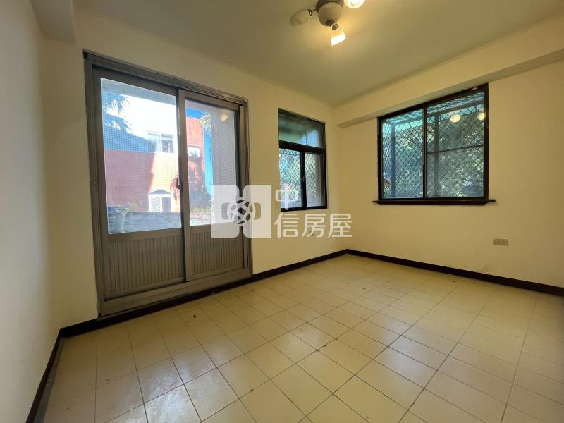 陽光山林庭院別墅房屋室內格局與周邊環境