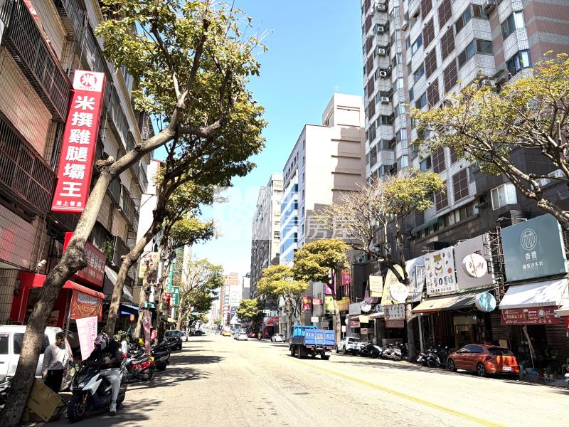 近好市多~正東興路收租店面房屋室內格局與周邊環境