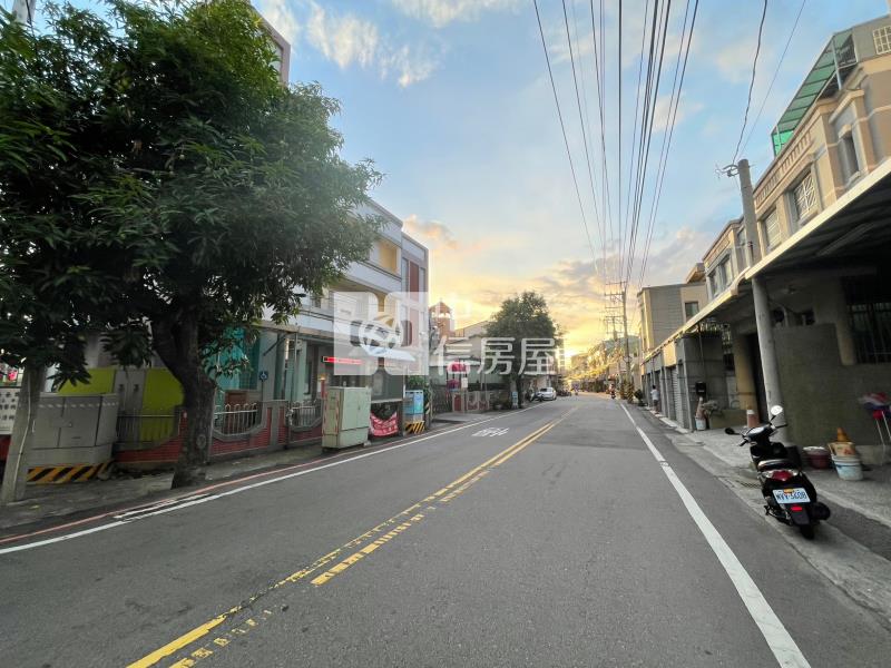 樹王87坪面寬18米便宜乙建房屋室內格局與周邊環境