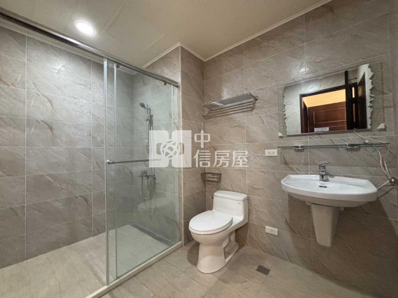 近青埔七房電梯別墅房屋室內格局與周邊環境