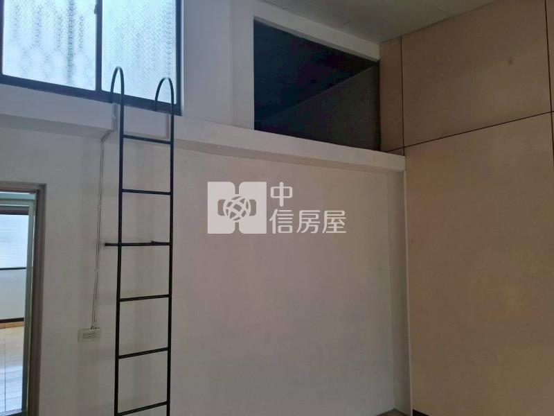 近文南公園傳統孝親車墅房屋室內格局與周邊環境