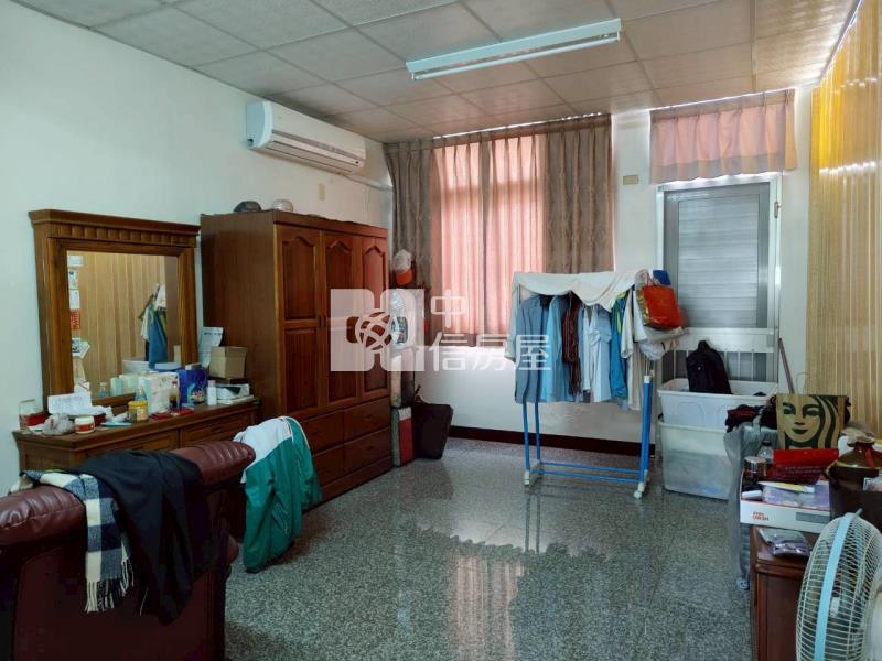 新市區三角窗大地坪黃金透天住店房屋室內格局與周邊環境