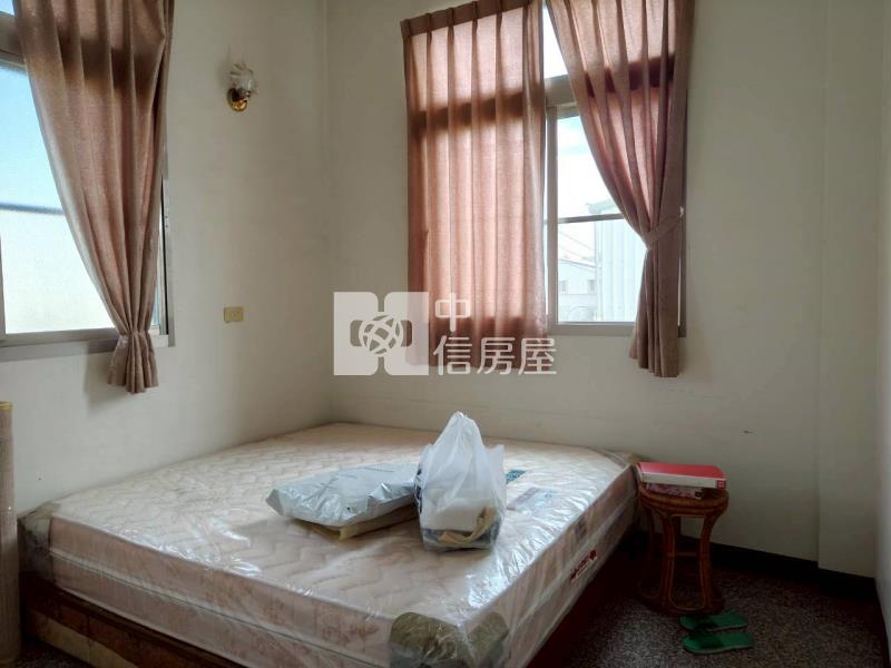 新市區三角窗大地坪黃金透天住店房屋室內格局與周邊環境