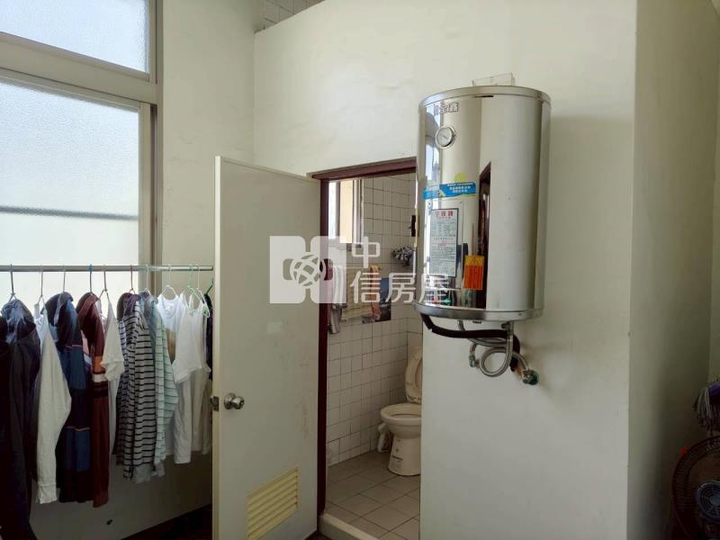 新市區三角窗大地坪黃金透天住店房屋室內格局與周邊環境