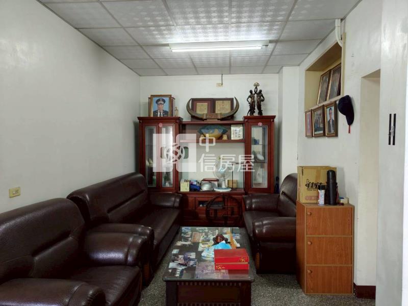 新市區三角窗大地坪黃金透天住店房屋室內格局與周邊環境