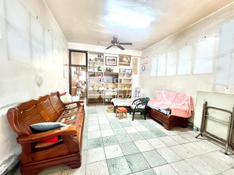 慈明高中旁低總價透天房屋室內格局與周邊環境