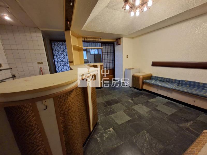 7J38萬國大廈港岸景觀套房房屋室內格局與周邊環境