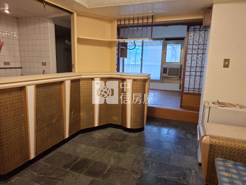 7J38萬國大廈港岸景觀套房房屋室內格局與周邊環境