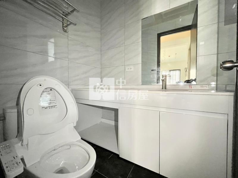 獨家!自由篇章兩房平車捷運宅房屋室內格局與周邊環境