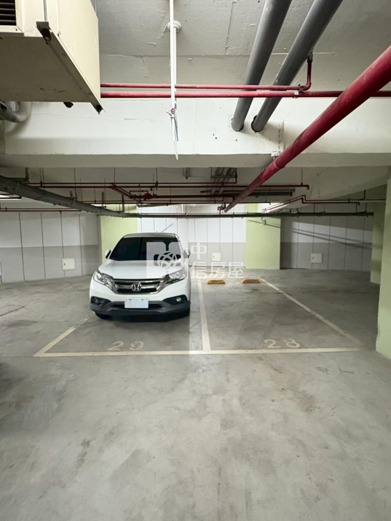 鄉林凱撒挑高樓中樓3+1房平車美屋房屋室內格局與周邊環境