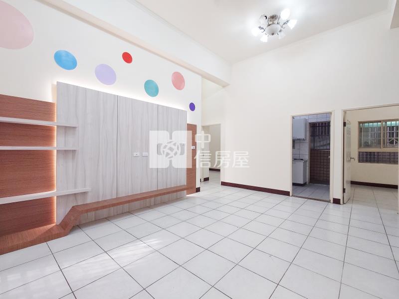 誠洲太平挑高三房房屋室內格局與周邊環境