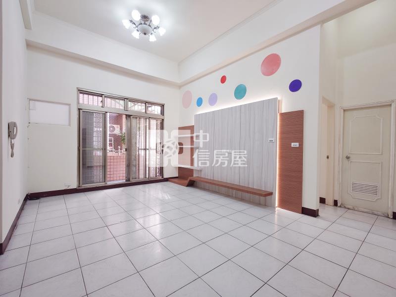 誠洲太平挑高三房房屋室內格局與周邊環境