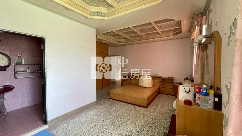 B3-3龍田好地點店面房屋室內格局與周邊環境