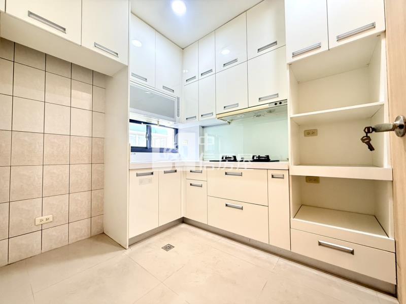 沙鹿弘光科技大學溫馨成家美墅房屋室內格局與周邊環境