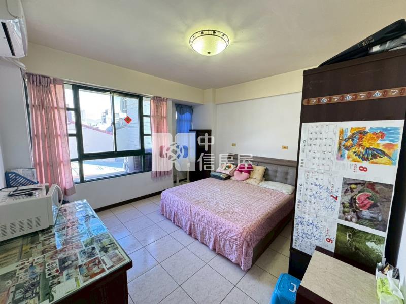 興安商圈臨路前停六房大透天房屋室內格局與周邊環境