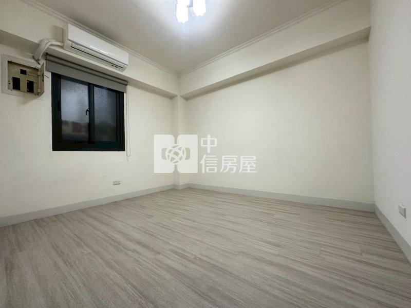 文心中清捷運站全新整理大三房房屋室內格局與周邊環境