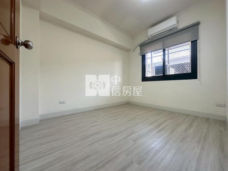 文心中清捷運站全新整理大三房房屋室內格局與周邊環境