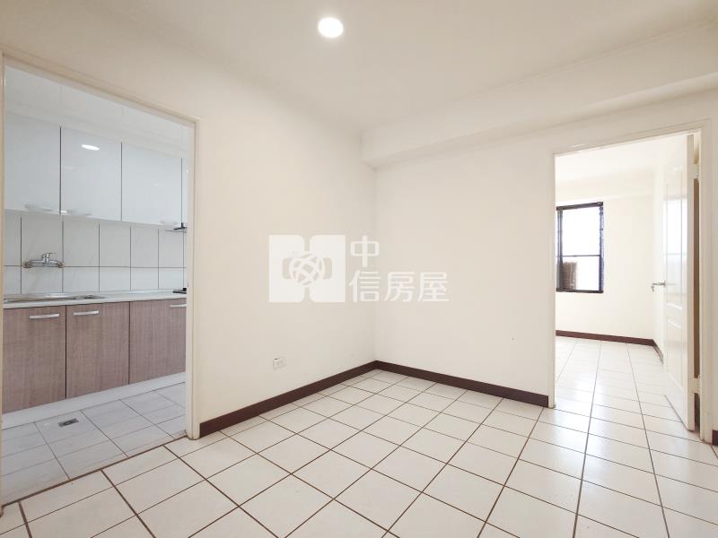 長億甜蜜蜜高樓三房房屋室內格局與周邊環境